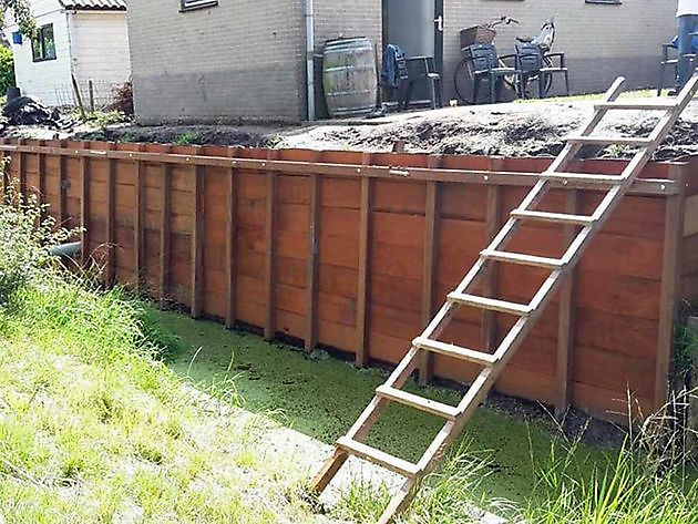 Rooien en planten van bomen, coniferen en struiken, plaatsen van beschoeiingen - Kamperman Grondwerk B.V. Groningen Scheemda