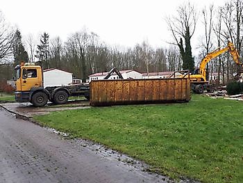 Stacaravans slopen Kamperman Grondwerk B.V. Groningen Scheemda